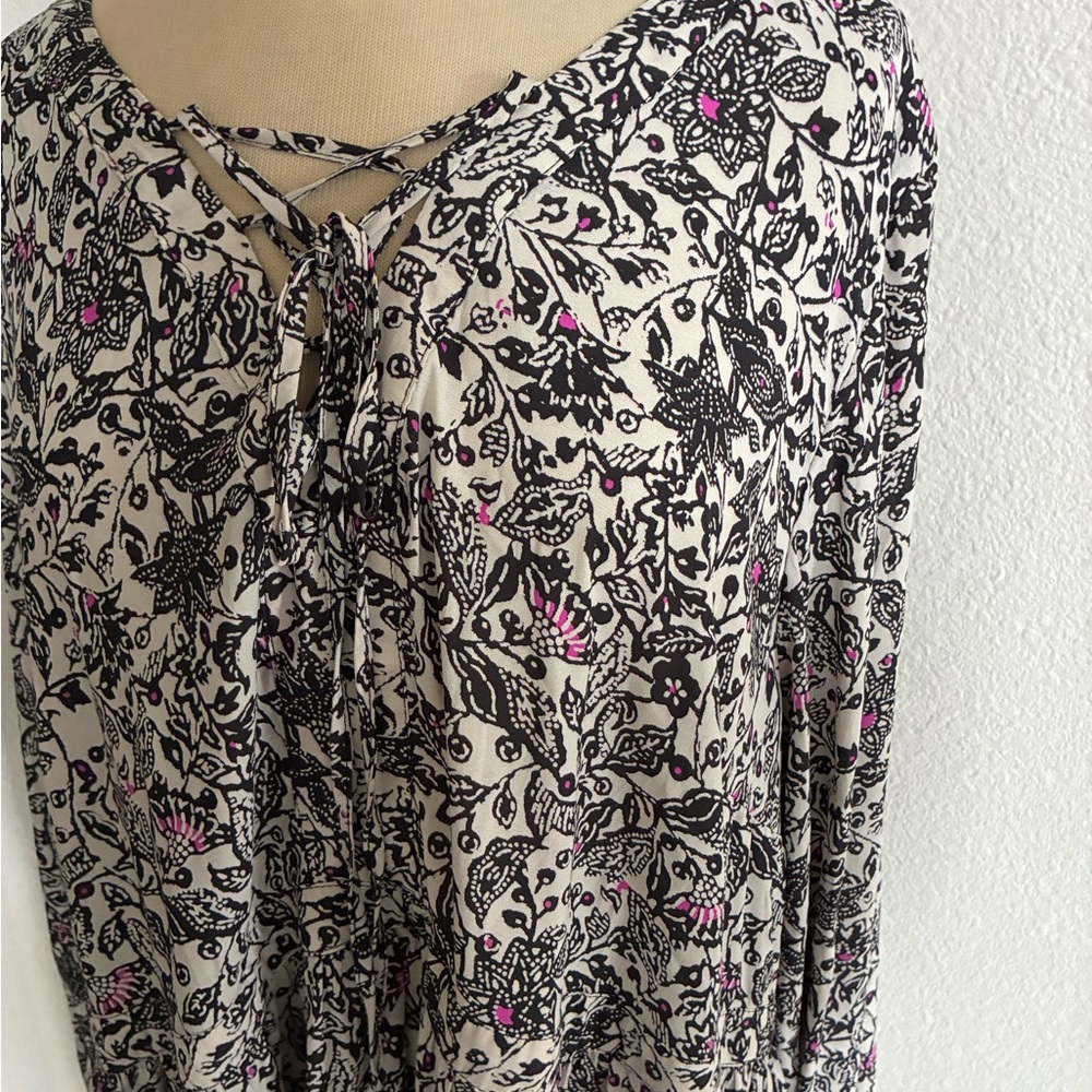 Torrid sheer tunic - Picture 2 of 7